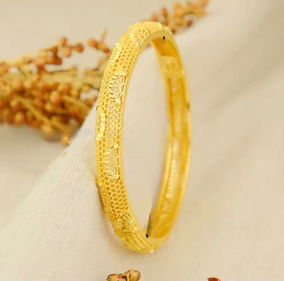 Aurelia Bangles 24K gold plating