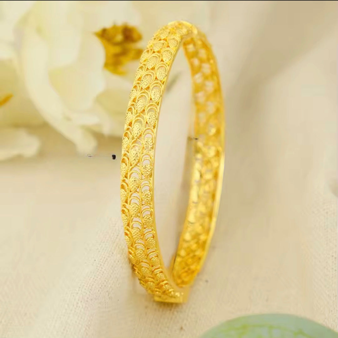 Aurelia Bangles 24K gold plating