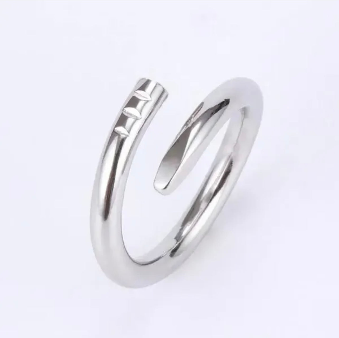 Nail Ring